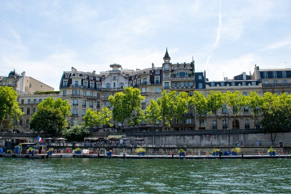 3 Hour Bike Tour In Paris: Discover The City Highlights