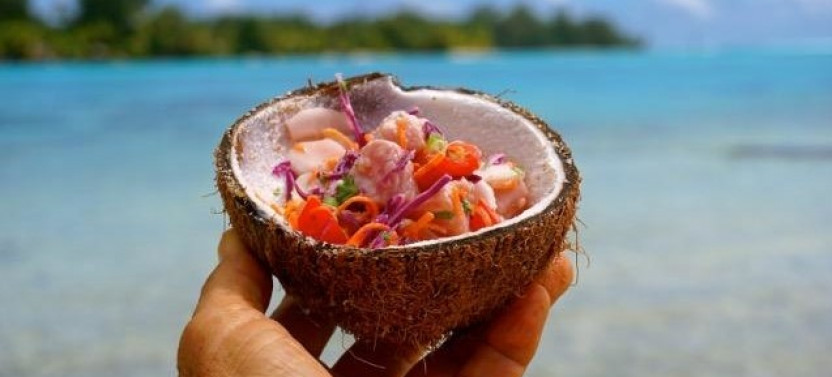 Full Day Glass Bottom Boat Snorkeling Tour with Lunch on Private Island