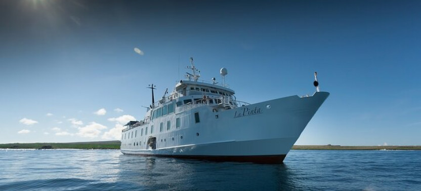 Yacht La Pinta Origin Of Species Adventure (Mon - Fri)
