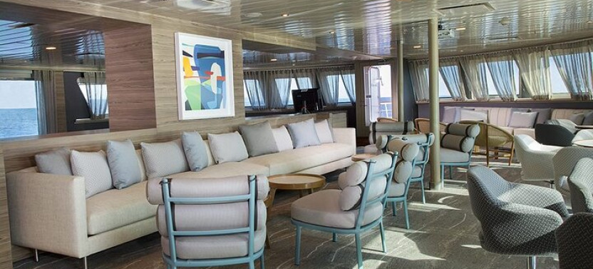 Yacht La Pinta Origin Of Species Adventure (Mon - Fri)
