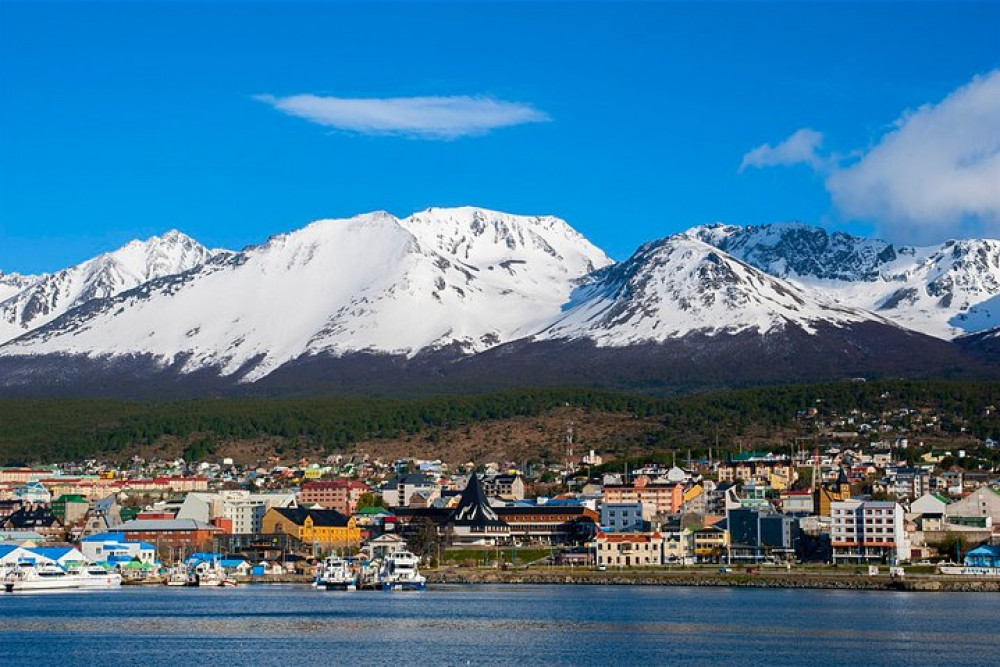 2-Days/1-Night Experience Ushuaia w/ Airfare From Buenos Aires