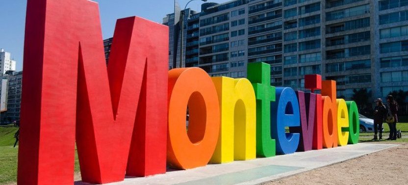 2 Days and 1 Night visiting Colonia and Montevideo Tour