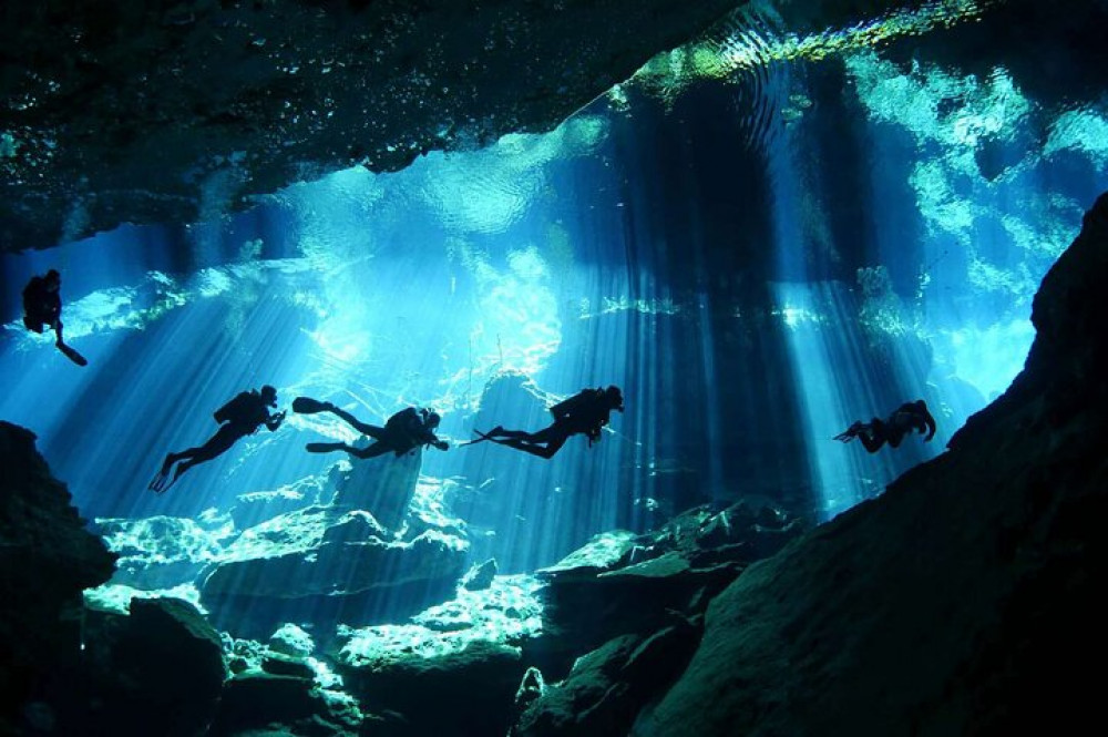 Wonders of the Underwater World: Discover Scuba Diving in Tulum