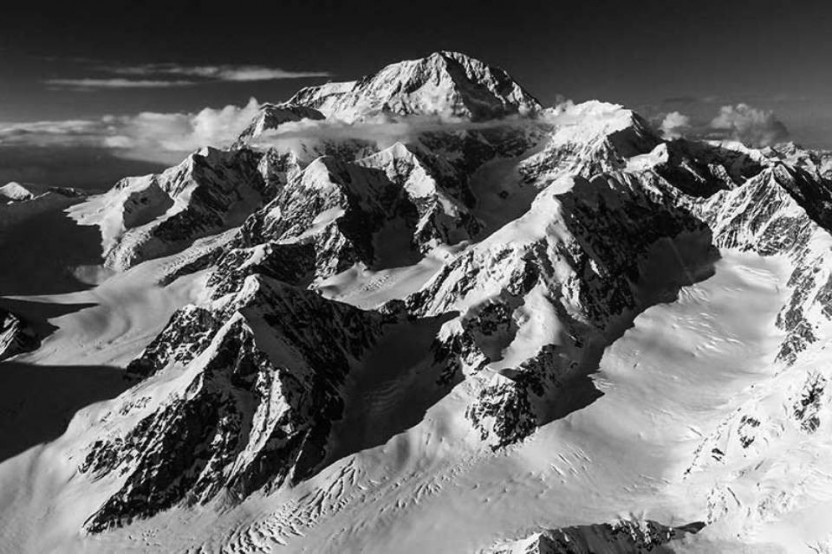 2-Hour Small Group Grand Denali Plane Tour with Glacier Landing