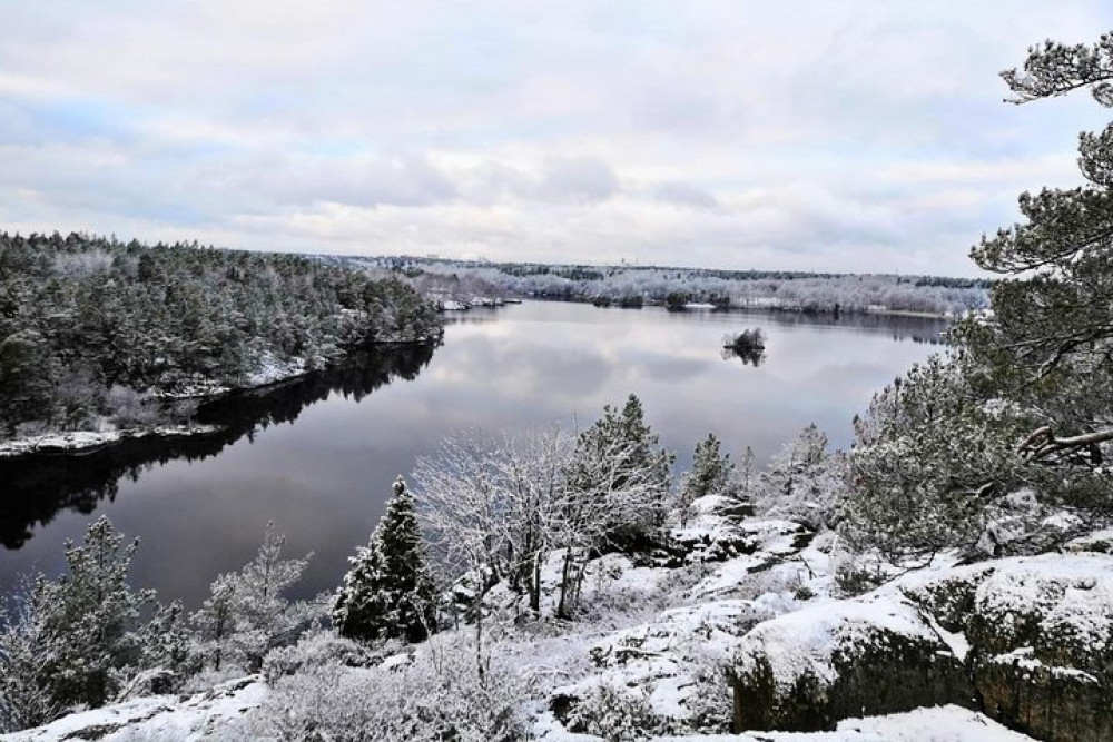 Full Day Hiking Tour - Stockholm Winter Hike with Lunch - Stockholm