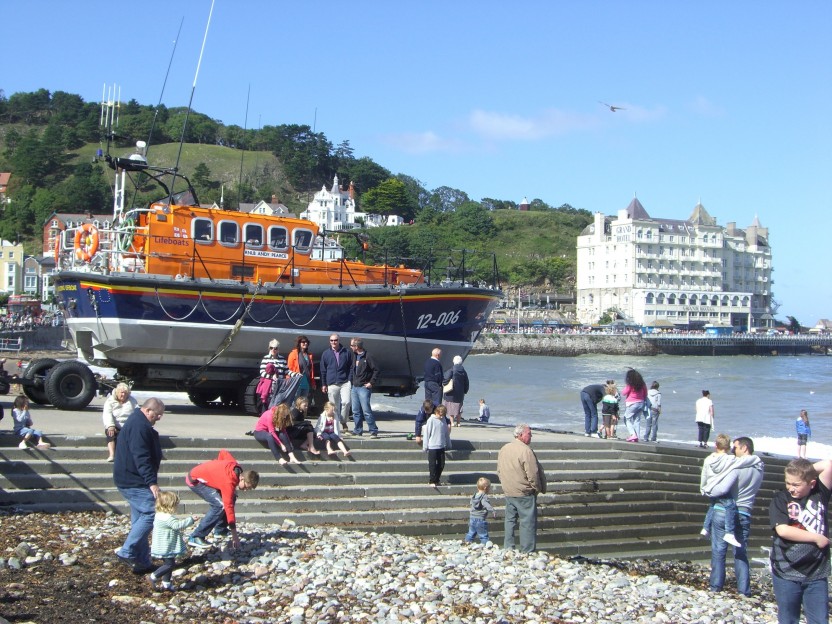 City Sightseeing Hop On Hop Off Bus Tour Llandudno