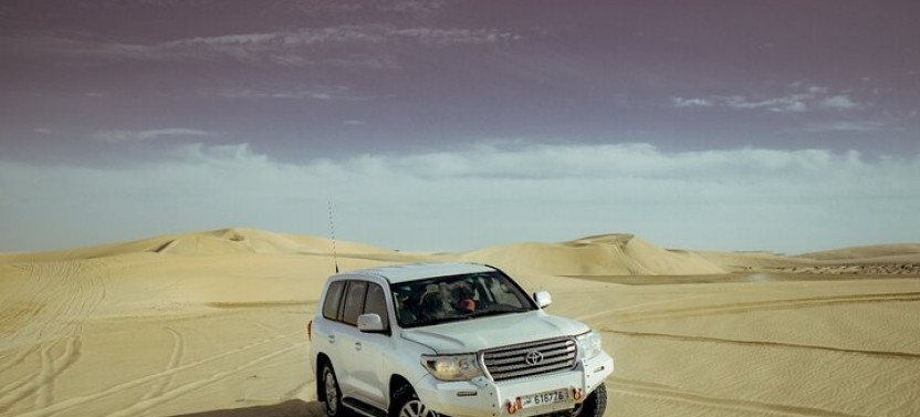 Private Desert Safari With Inland Sea Visit & Sand Boarding