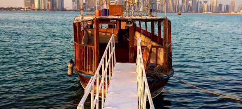 Private Dhow Cruise And Corniche Walk