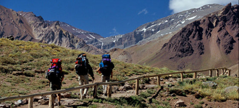 Full Day Mount Aconcagua Confluencia Base Camp Trek from Mendoza