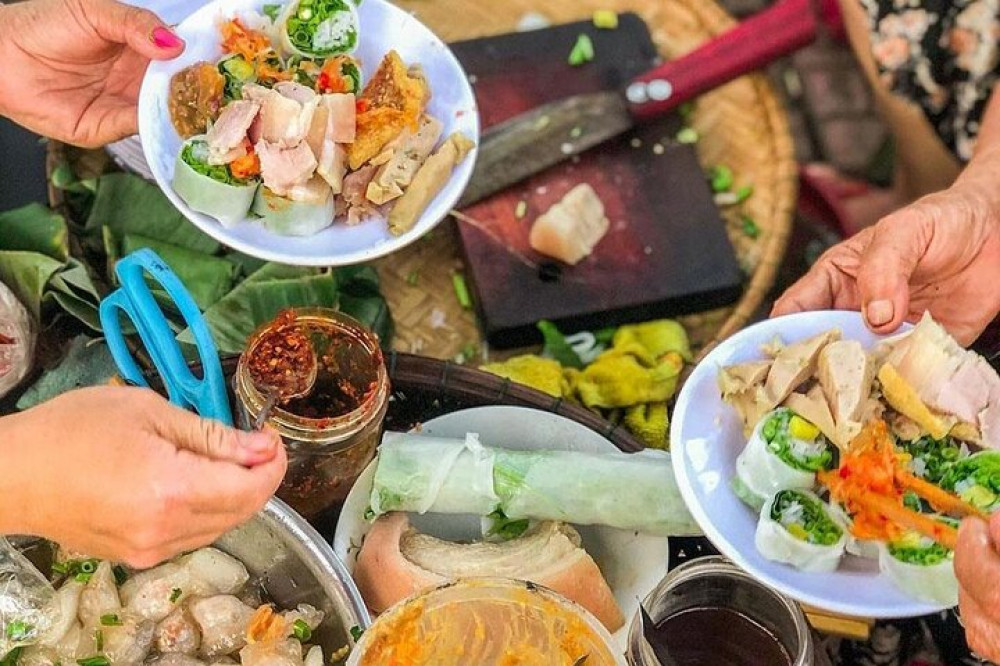 Food Tour In Hue City