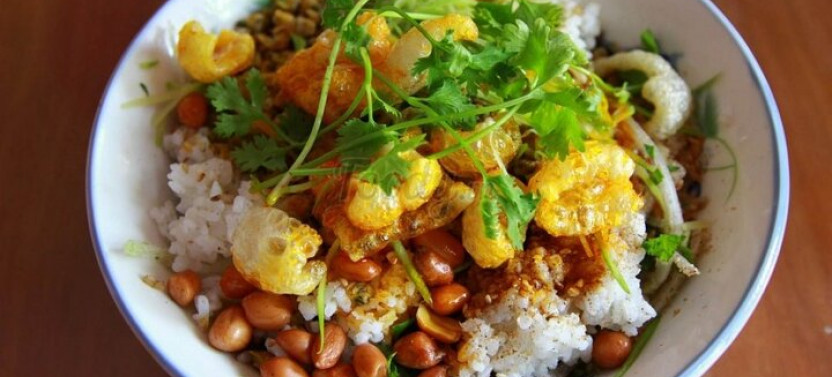 Food Tour In Hue City