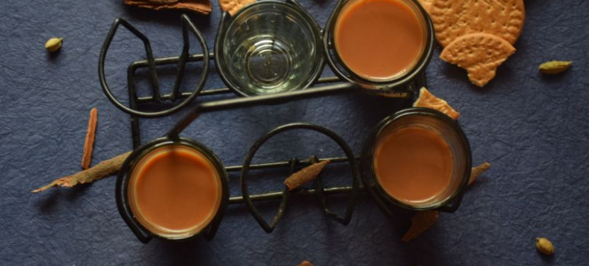 Mumbai Street Food Experience in a Local Home with Reshma