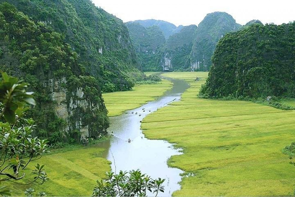 Visit Tam Coc & Hoa Lu From Ha Noi