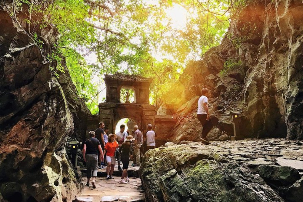 Half-Day Marble Mountains & Linh Ung Pagoda From Da Nang