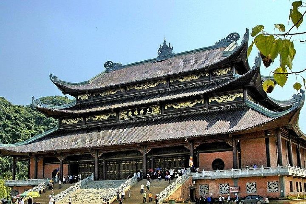 Perfume Pagoda Tour From Ha Noi