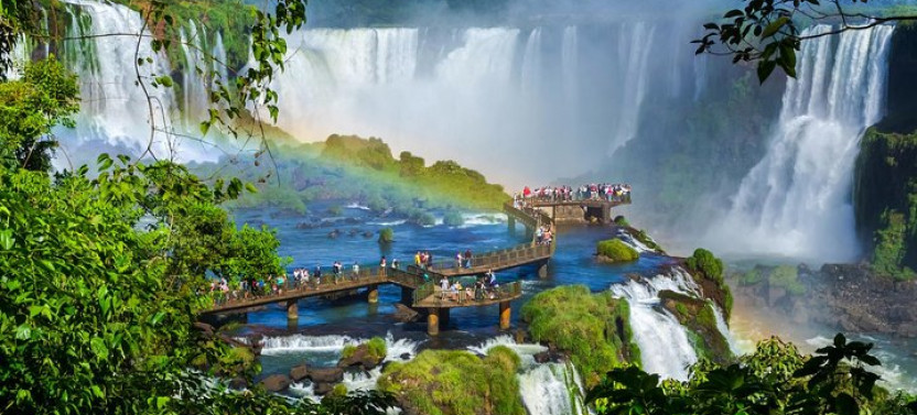 3 Days Iguazu Falls Tour of the Argentinian and Brazilian Side