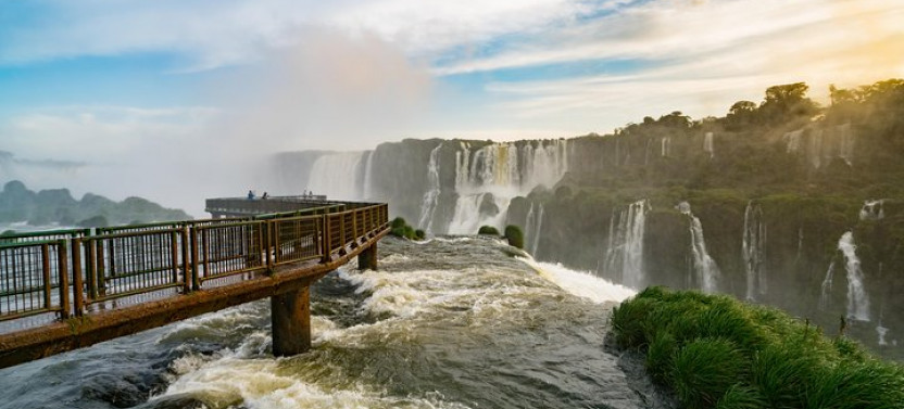 3 Days Iguazu Falls Tour of the Argentinian and Brazilian Side