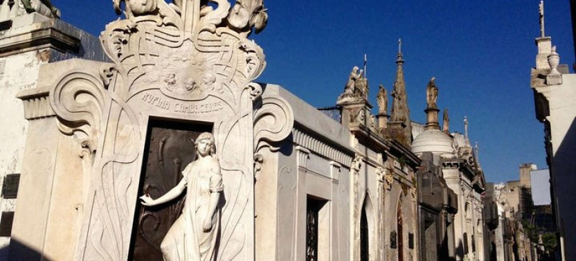 Private Evita and Peronism Historical Tour in Buenos Aires