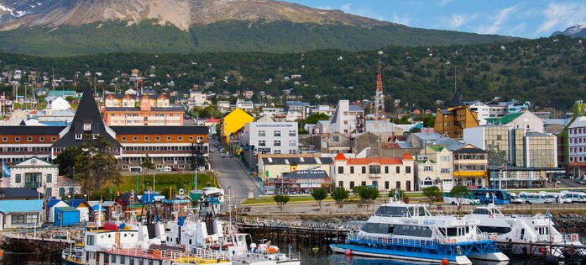 3-Days & 2 Nights Discovery Ushuaia Tour with Airfare from Buenos Aires