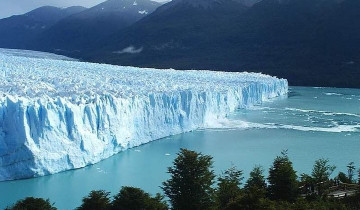 A picture of 3-Days & 2 Nights El Calafate Experience with Airfare from Buenos Aires