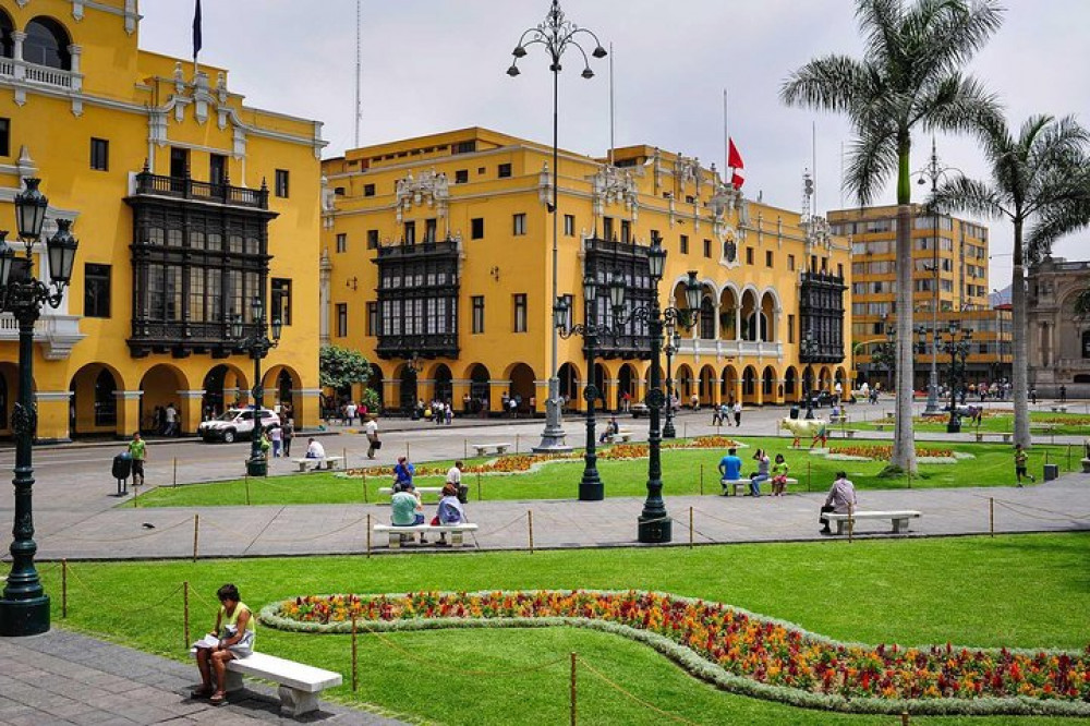 Small-Group City Tour of Lima