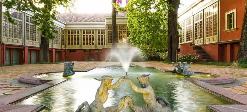 7-Days Romantic Escape in the Wine Region & Easter Island