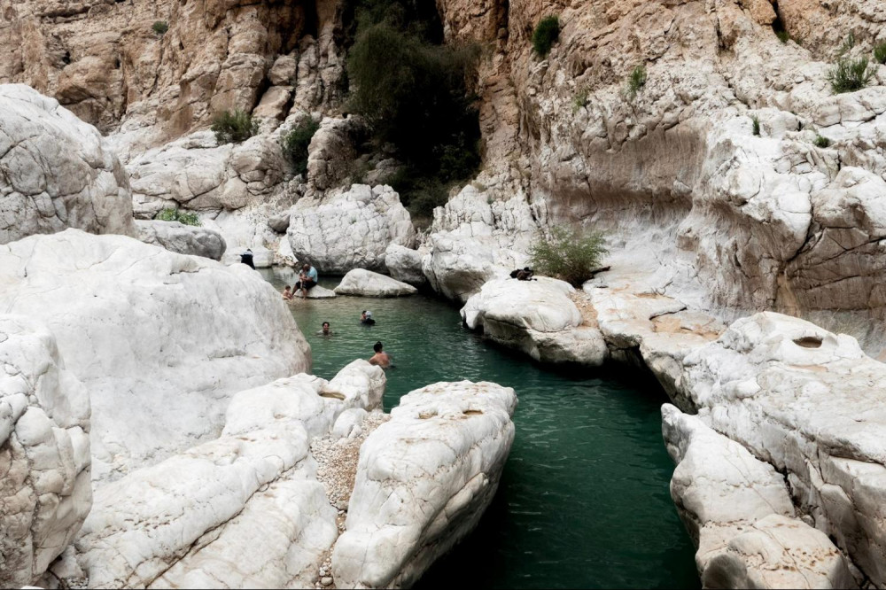 Private Full Day Wadi Bani Awf & Snake Gorge Tour