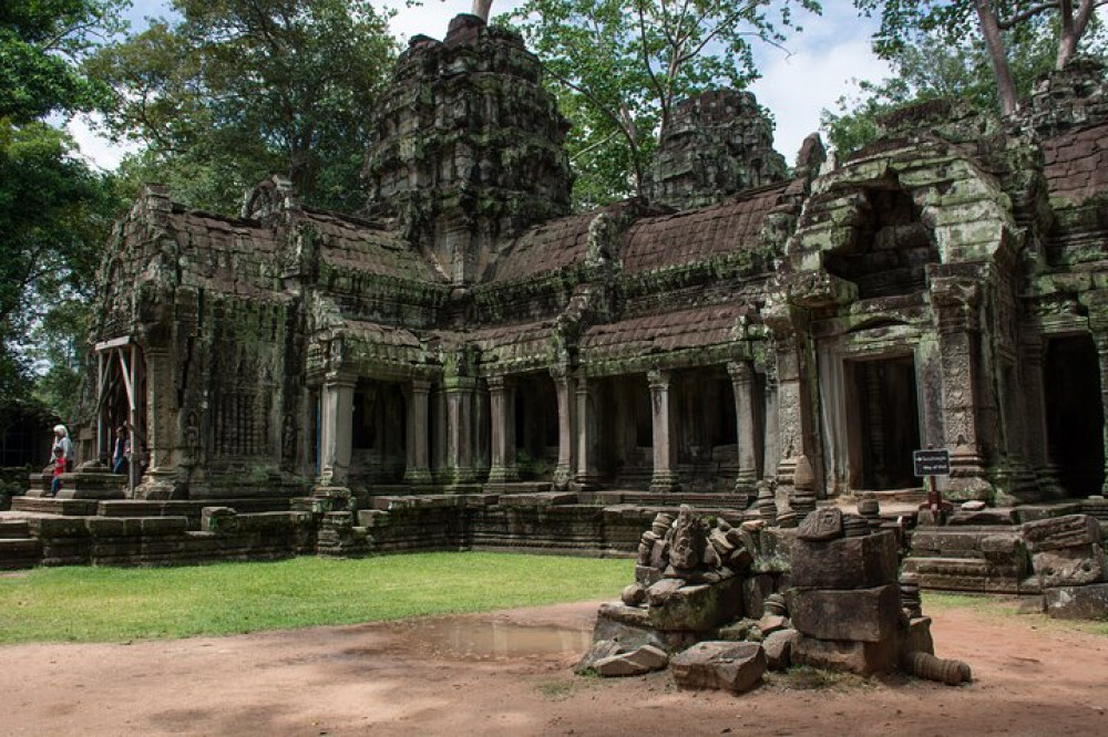 Private and Small Group Angkor Wat Temple Tour