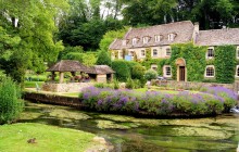 Lunch In The Cotswolds: The Prettiest Village In Britain