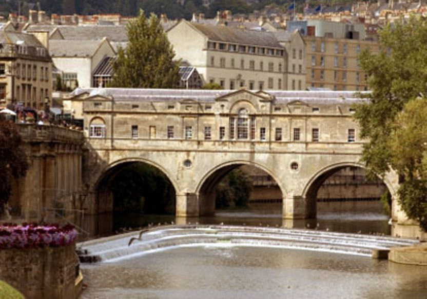 Stonehenge & Bath Coach Tour (excluding Roman Baths)
