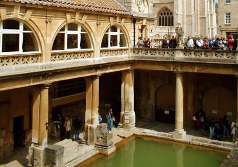 Stonehenge & Bath Coach Tour (excluding Roman Baths)