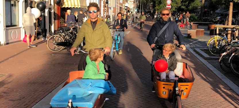 Private Family Bike Tour (Cargobike or Tandem)
