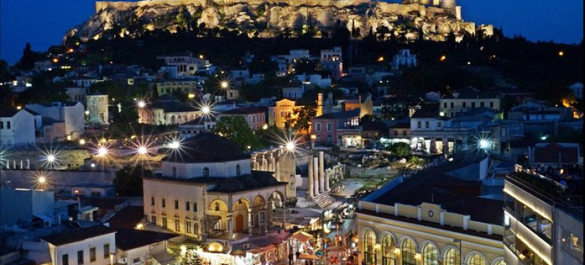 Athens at Night Small-Group Walking Tour With Dinner