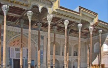 Bolo-khaouz Mosque