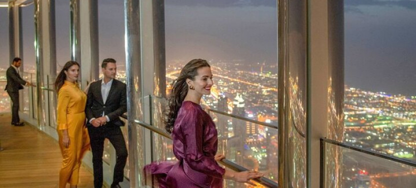 Burj Khalifa The Lounge - Levels 154, 153, 152 with Transfers