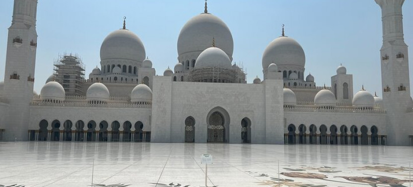 Private Guided Abu Dhabi City Sightseeing Tour