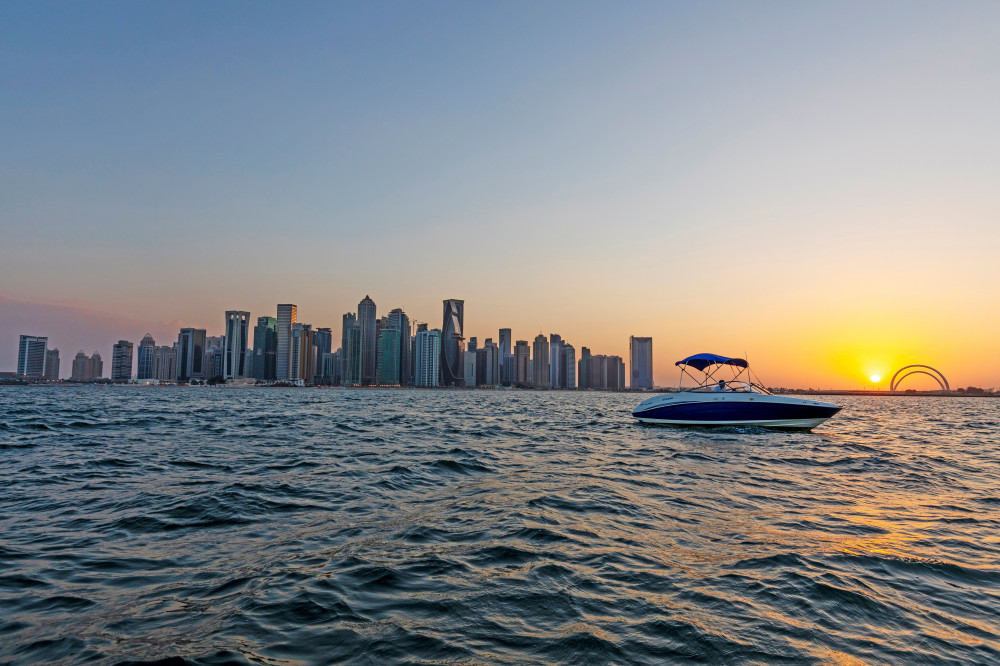 Sunset Boat Cruise With Drinks