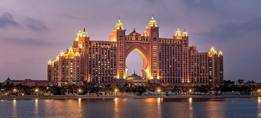 Half-Night Tour in Dubai with Dinner and Pick Up