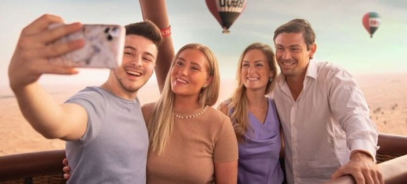 Hot Air Balloon Flight in Dubai with Refreshments Including Pickup & Drop