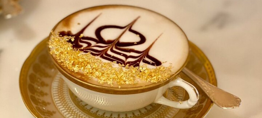 Abu Dhabi Private City Tour With Afternoon Tea At Emirates Palace