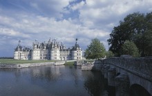 Guided Tour of the Loire Valley Castles from Paris
