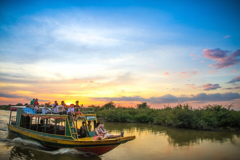 Private Boat from Battambang To Siem Reap