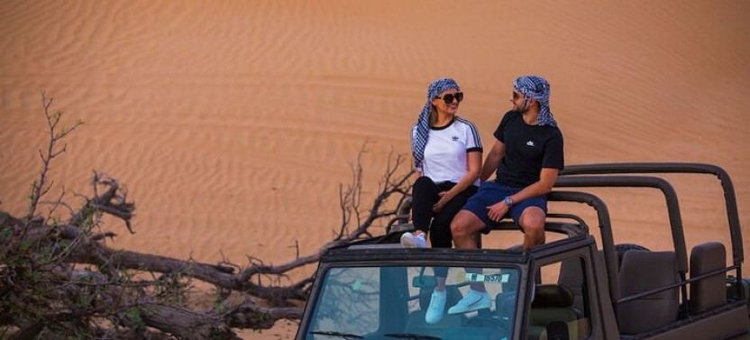 Dubai Evening Heritage Safari With A Vintage G Class Mercedes