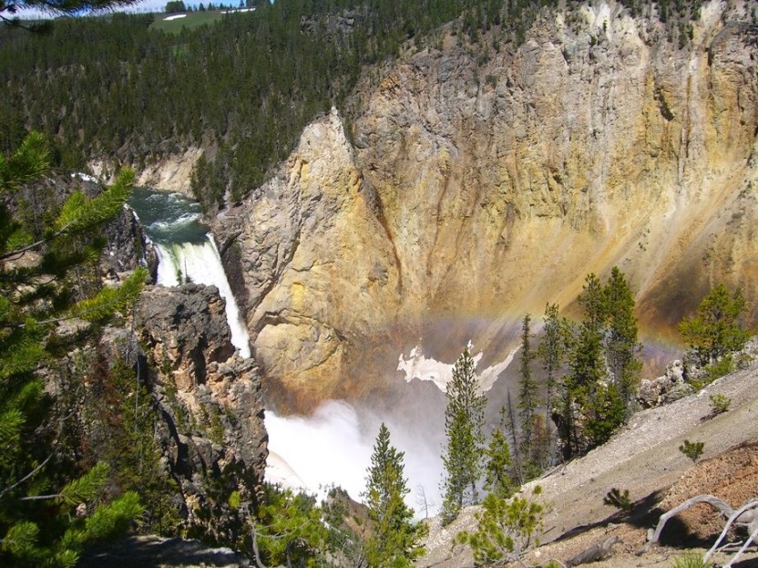 7 Day Yellowstone Rocky Mountain Explorer with Bryce - Camping