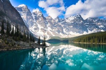 A picture of 7 Day Western Canada National Parks Tour - Hotel Private