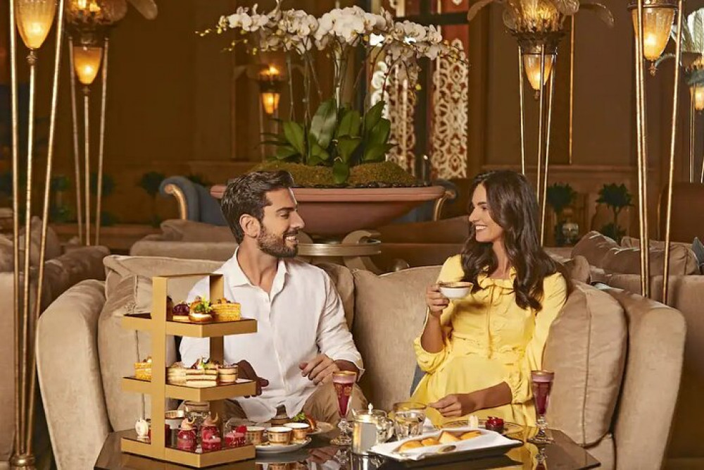Private: Sheikh Zayed Grand Mosque with Afternoon High Tea Emirates ...