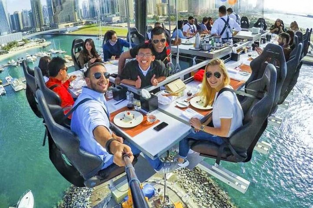 Dubai Night Private Tour With Burj Khalifa and Sky Dinner Marina