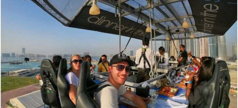 Dubai Night Private Tour With Burj Khalifa and Sky Dinner Marina