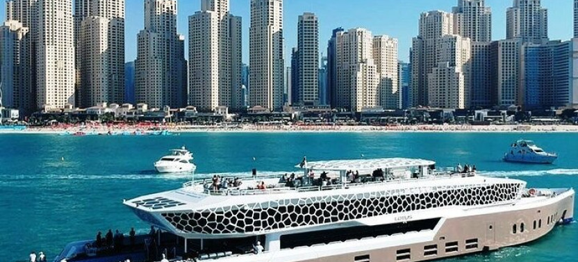Lotus Cruise Dubai Breathtaking 3-Hour Dinner Cruise at Marina