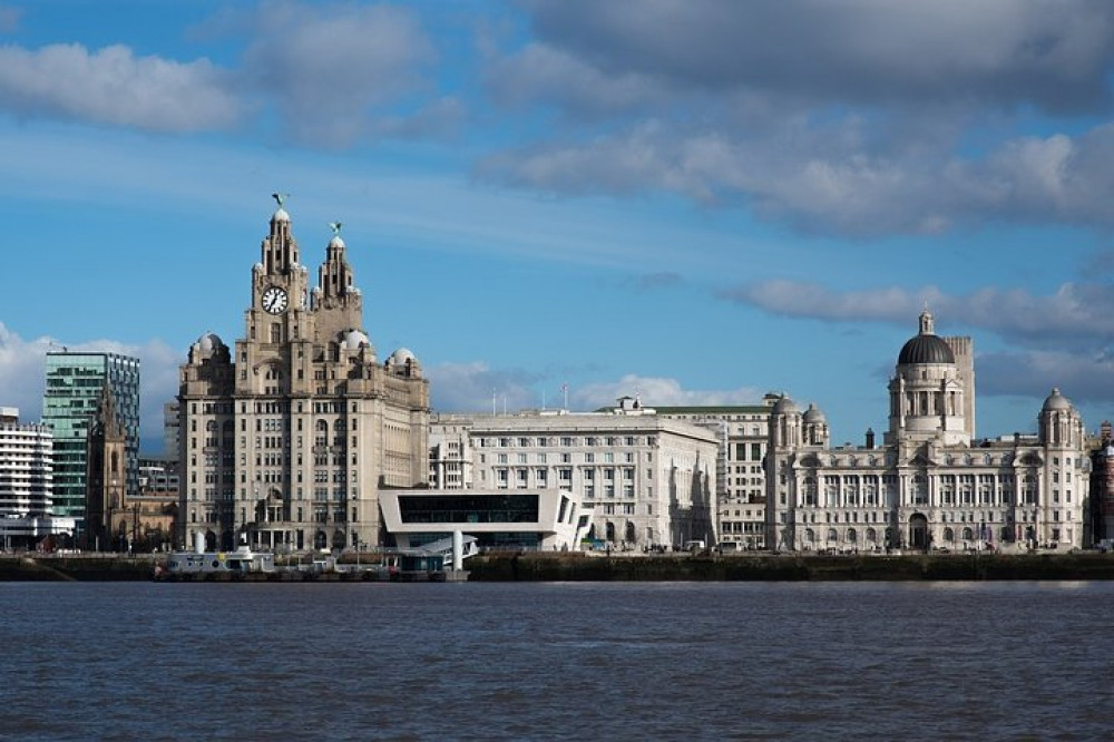 Liverpool Private Walking Tour with a Professional Guide